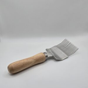 Uncapping Fork with Wooden Handel